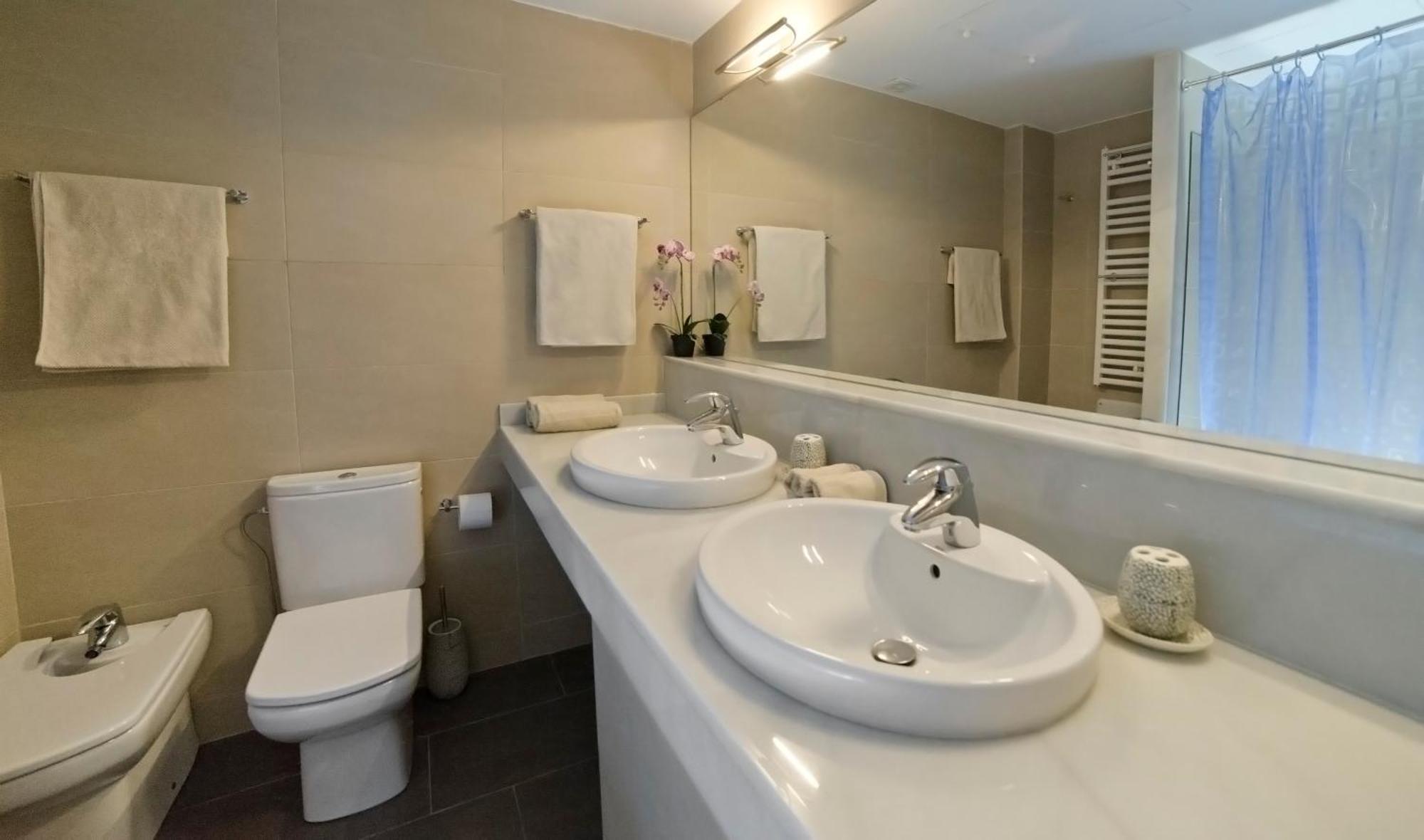 Duplex Moderno 3 Hab Parking, Vistas Al Mar Y Terraza Apartman Sitges Kültér fotó