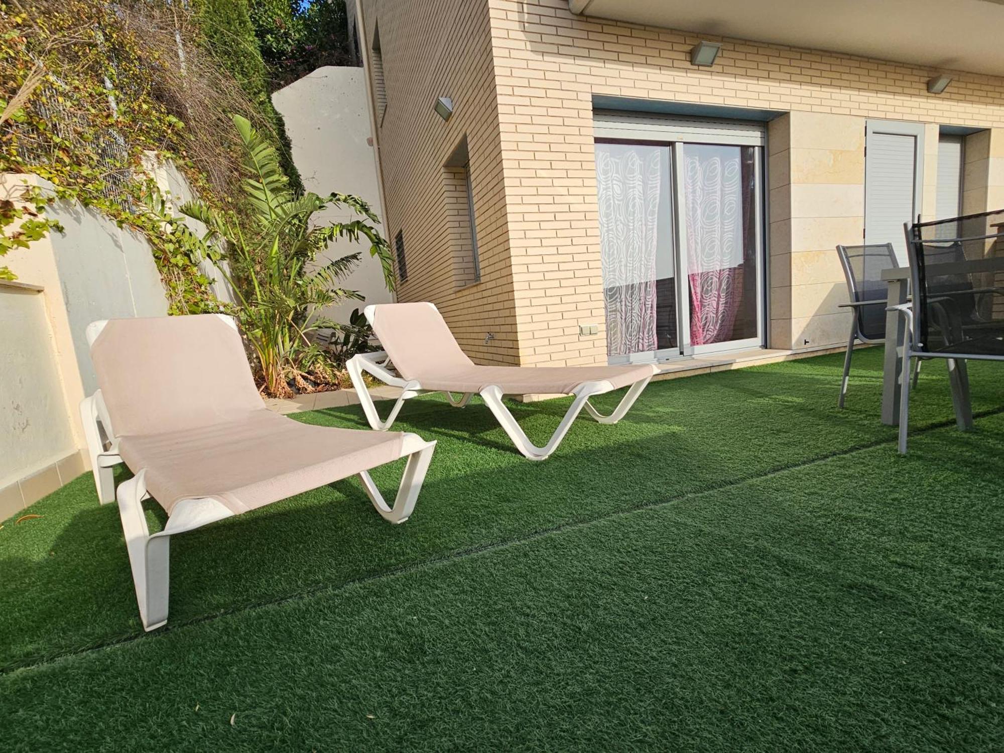 Duplex Moderno 3 Hab Parking, Vistas Al Mar Y Terraza Apartman Sitges Kültér fotó